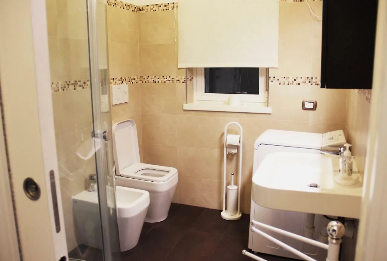 Lakefront Villa Del Pierangelo Cremia 意大利