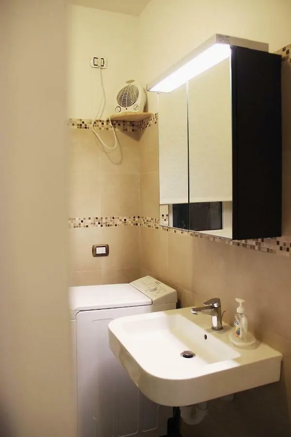 公寓 Lakefront Villa Del Pierangelo Cremia 意大利